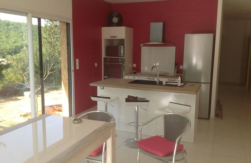 Le Val Casa | CASA DE MADERA CON MUCHO SUR