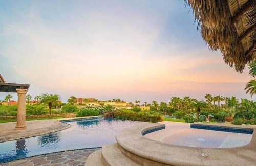 Los Cangrejos II y III Casa | New Year's Gorgeous 4 Bed Villa in Punta Ballena