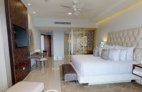 San Jose del Cabo Complejo | New Years Week (Dec 30 - Jan 6) In Garza Blanca Cabo