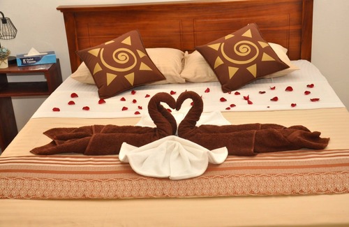 Kudapaduwa Casa | New York Guest House