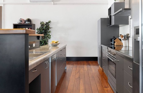 Nelson Apartamento | New York inspired apartment in the heart of Nelson city, live like a local.