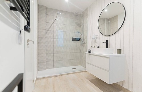 Cotos Cama Y Desayuno | New York: habitación con confort, comodidad y áreas compartidas Chamartín – Mauricio Legendre