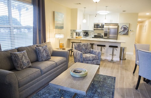 Miramar Beach Condominio | NewBestChoice🌴2pools, 1Hot, Internet, Tennis🌞BeachSvc, 2 Chair, 1 Umbrella, Sleep 6