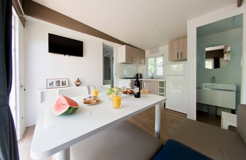 Ca' Savio Casa | Newcampsite Beachside Getaway: 2 Bedroom 2 bathroom Mobile Home in Ca'Savio