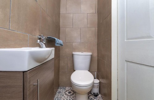 Newcastle-upon-Tyne Apartamento | Newcastle City centre super spacious town house free parking and Wi-Fi