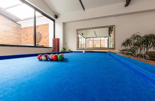 Newcastle West Casa | Newcastle Penthouse - Sleeps 10