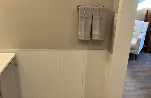 Michigan City Apartamento | Newely Remodeled Studio!