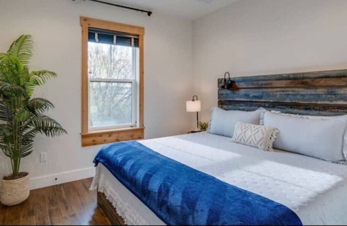 Hadley - Washington Casa | Newest Nashville · Perfect Home Downtown!