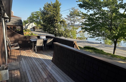 Bristol Cabaña | Newfound Lake, Bristol NH Lakefront Cottage