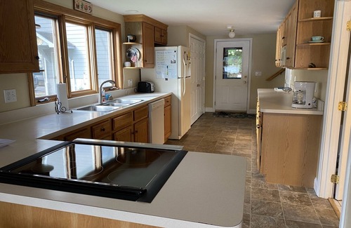 Bristol Casa | Newfound Lakefront Home!