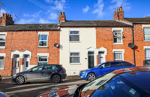 Northampton Casa | Newington Road - 2 Bed Home