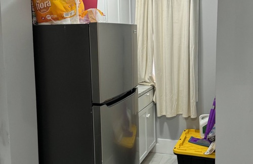 Springfield Casa | Newly Beautiful renovated first floor apartment getaway