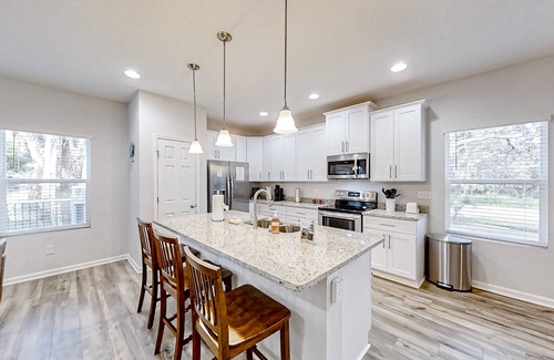 Mayport Casa | Newly-built 2-story home near the ocean with patio, washer/dryer, streaming