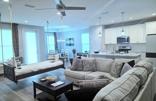 The Pines Casa | Newly Built 3/2 Home with Hanging Daybed- 1.5 miles to White Sand Beaches