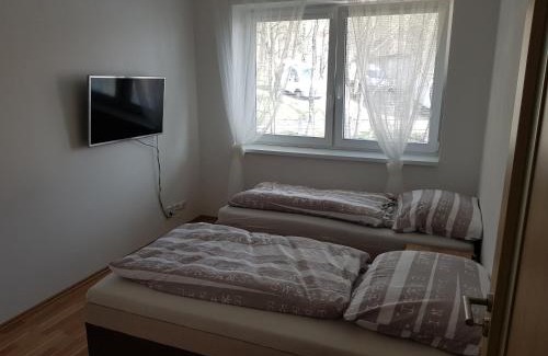 Bystrc Apartamento | NEWLY BUILT APARTMENT 4 WITH BALCONY NEAR CENTER