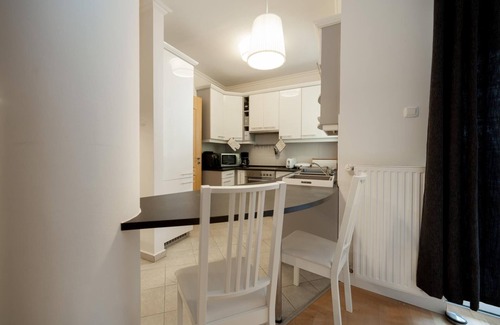 Terezvaros Apartamento | Newly built apartment with a terrace in the heart of the city center