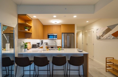 Ala Moana Condominio | Newly Built at Sky Ala Moana 2 Bedroom!! Great Oceanview!! (SAW3508)