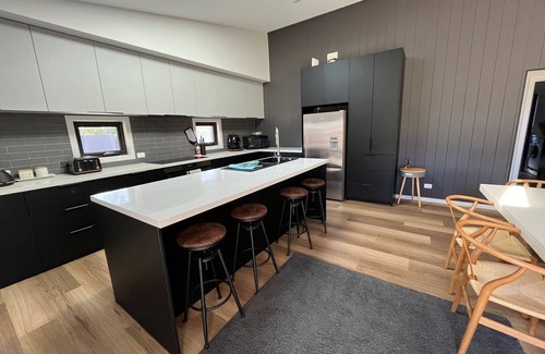 Coongulla Casa | Newly built beautiful contemporary Coongulla home