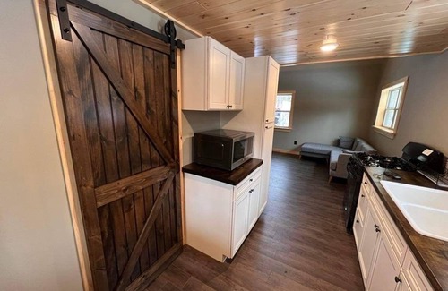 Bernhards Bay Casa | Newly built Cabin in the woods on a 5 acres of land