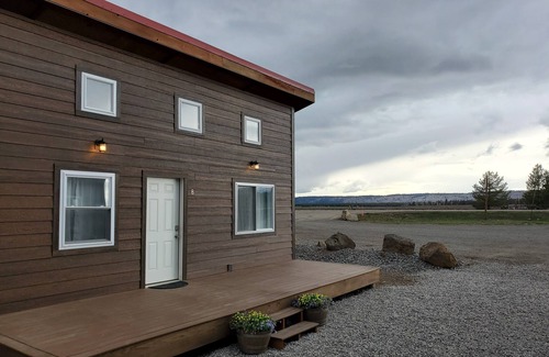 Last Chance Cabina | Newly built cabins across from World-Class Fly Fishing on Henry's Fork River