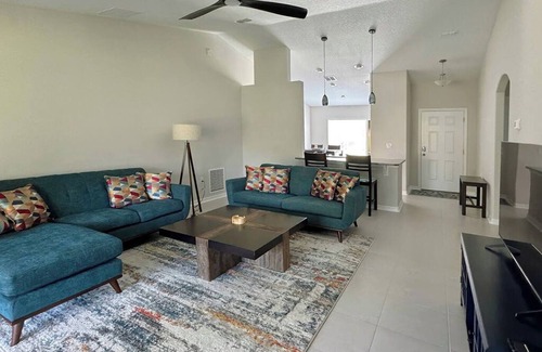 Palm Coast Casa | Newly Built, Clean and quiet neighbourhood, 8 min drive to the beach