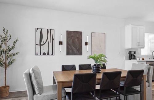 Riverside Casa | Newly Built Home in Riverside Close to UCR/DTWN