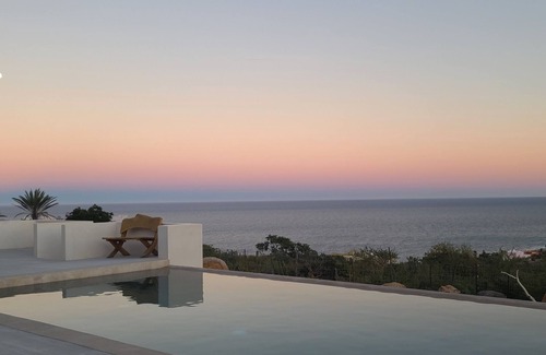 Los Barriles Casa | Newly Built Modern living with incredible views!