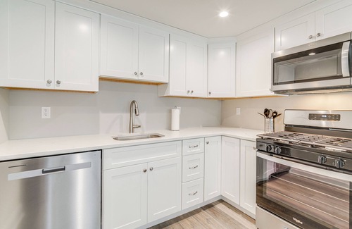 North Wildwood Cabaña | Newly Built North Wildwood Cottage, Walk to Beach!