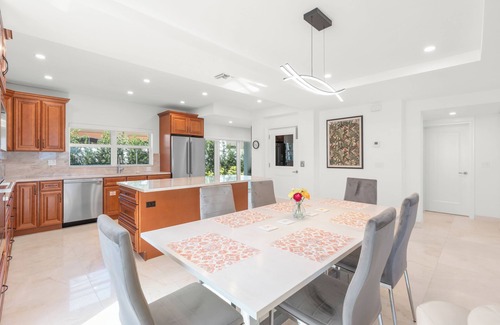 Birch Park Finger Streets Casa | Newly Built Oceanfront Beach House in Fabulous Fort Lauderdale