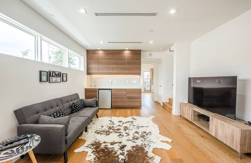 Hermosa Beach Casa | Newly built, PRIVATE beach house & dream getaway!