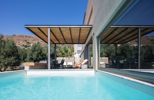 Mariou Villa | Newly built stylish Villa with private pool & BBQ