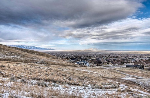 Tooele Apartamento | Newly Built Tooele Suite with Stunning Views!