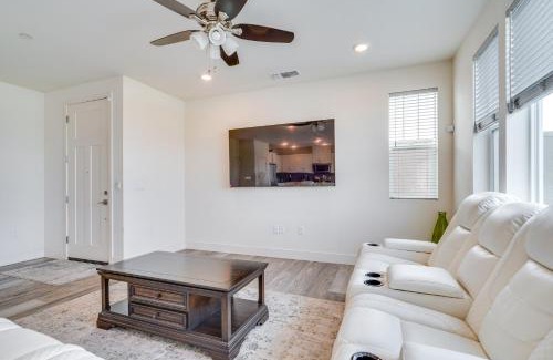Tracy Casa | Newly Built Tracy Home with Backyard and Pool Access!