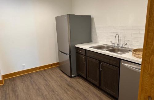 Mammoth Lakes Casa | Newly Built Updated 3 Bed 2 and a half bath Creekhouse at Snowcrk Resort 1463 Amazing Mountain Views