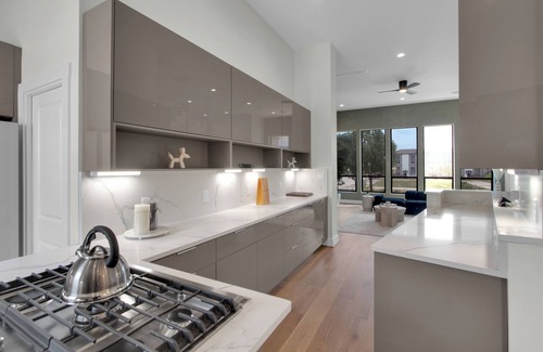 Houston Casa | Newly Constructed Winsome Village B - Galleria Area!