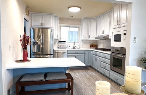Daly City Casa | ((::Newly Cozy 4 Beds and 2 baths Unit for you::))