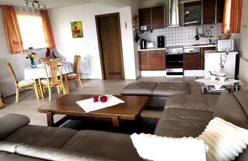 Haselbach in der Rhon Apartamento | Newly renovated 3*** non-smoking basement apartment for 2 persons.