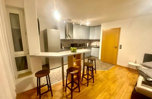 Fuerth Apartamento | Newly furnished apartment in Fürth city center with W-LAN Netflix, Amazon Prime