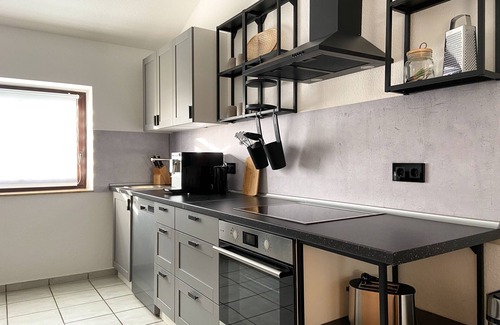 Dahn Apartamento | Newly furnished vacation apartment with a fantastic view of the castle