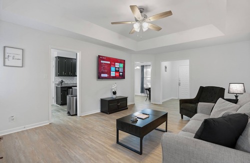 Clarksville Casa | Play&Stay-Workspace-Games