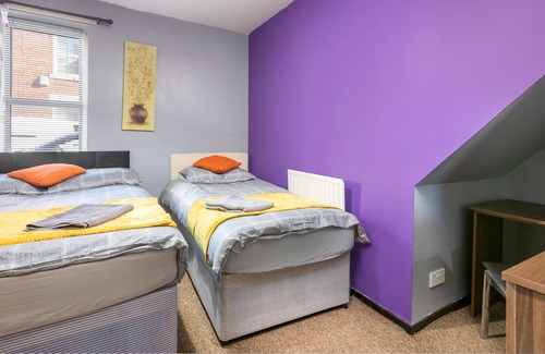 Heaton Apartamento | Newly Refurbished Newcastle Apartment Sleeping 18 People Comfortably