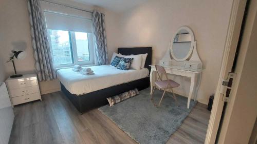 City Centre Dublin Apartamento | Newly Refurbed 2BD Trinity College & Temple Bar