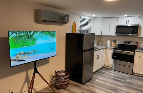 Sunset Apartamento | Newly refurbished apartment with private garden