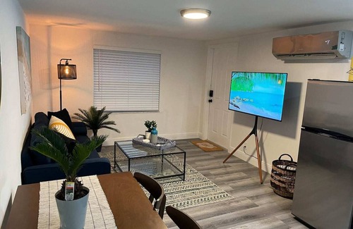 Sunset Apartamento | Newly refurbished apartment with private garden