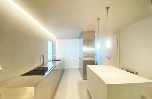 Sant Antoni Apartamento | Luminoso ático con terraza de 130 m2 + 40 de terraza en el centro de Barcelona