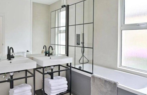 Earlsfield Apartamento | Newly refurbished, stylish 3BD in Wandsworth