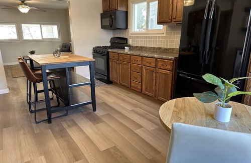 Clear Lake Casa | Newly remodeled 3 bedroom home. Steps from the legendary Surf Ballroom Sleeps 8!