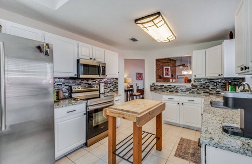 West Arlington Casa | NEWLY REMODELED 3 BEDROOM HOME GREAT LOCATION