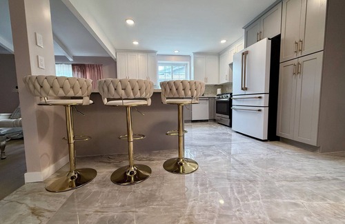 Quartz Hill Casa | Newly Remodeled 4 bedroom House