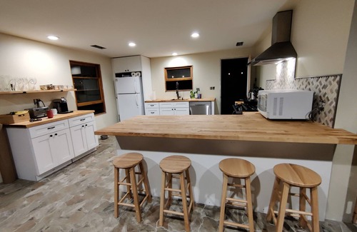 West Village Cabina | Newly Remodeled 5-bedroom cabin in Shaver Lake